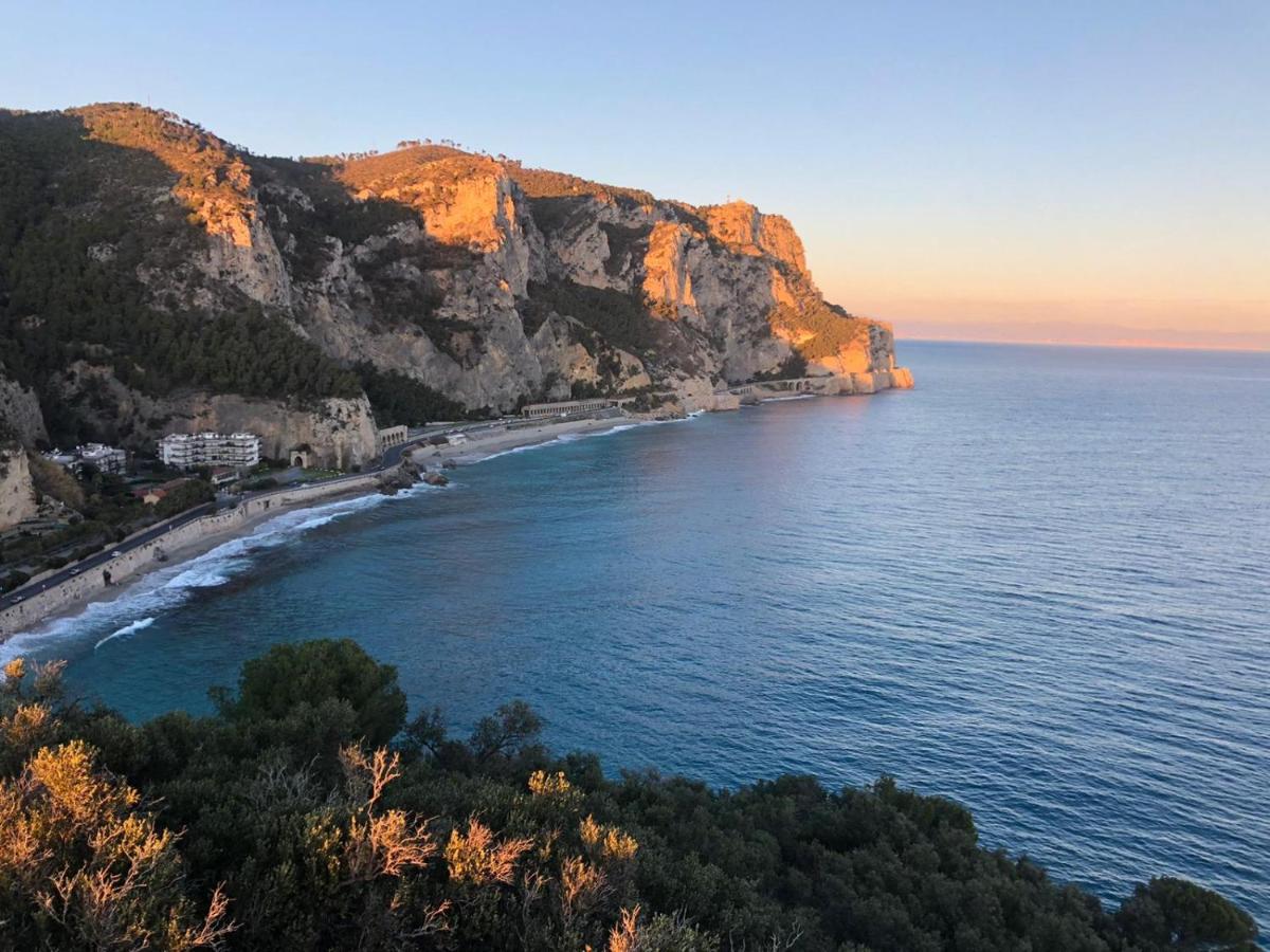 Residence Holidays Pietra Ligure Eksteriør bilde