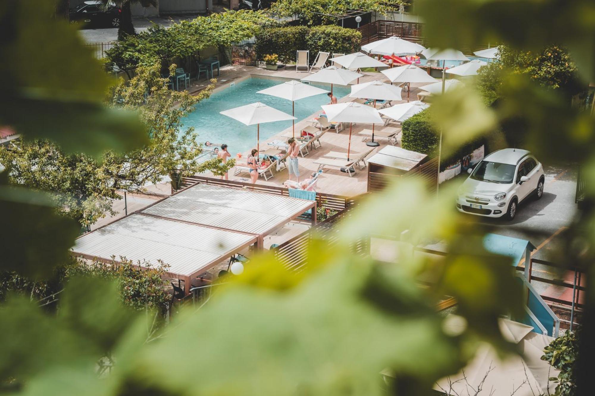 Residence Holidays Pietra Ligure Eksteriør bilde