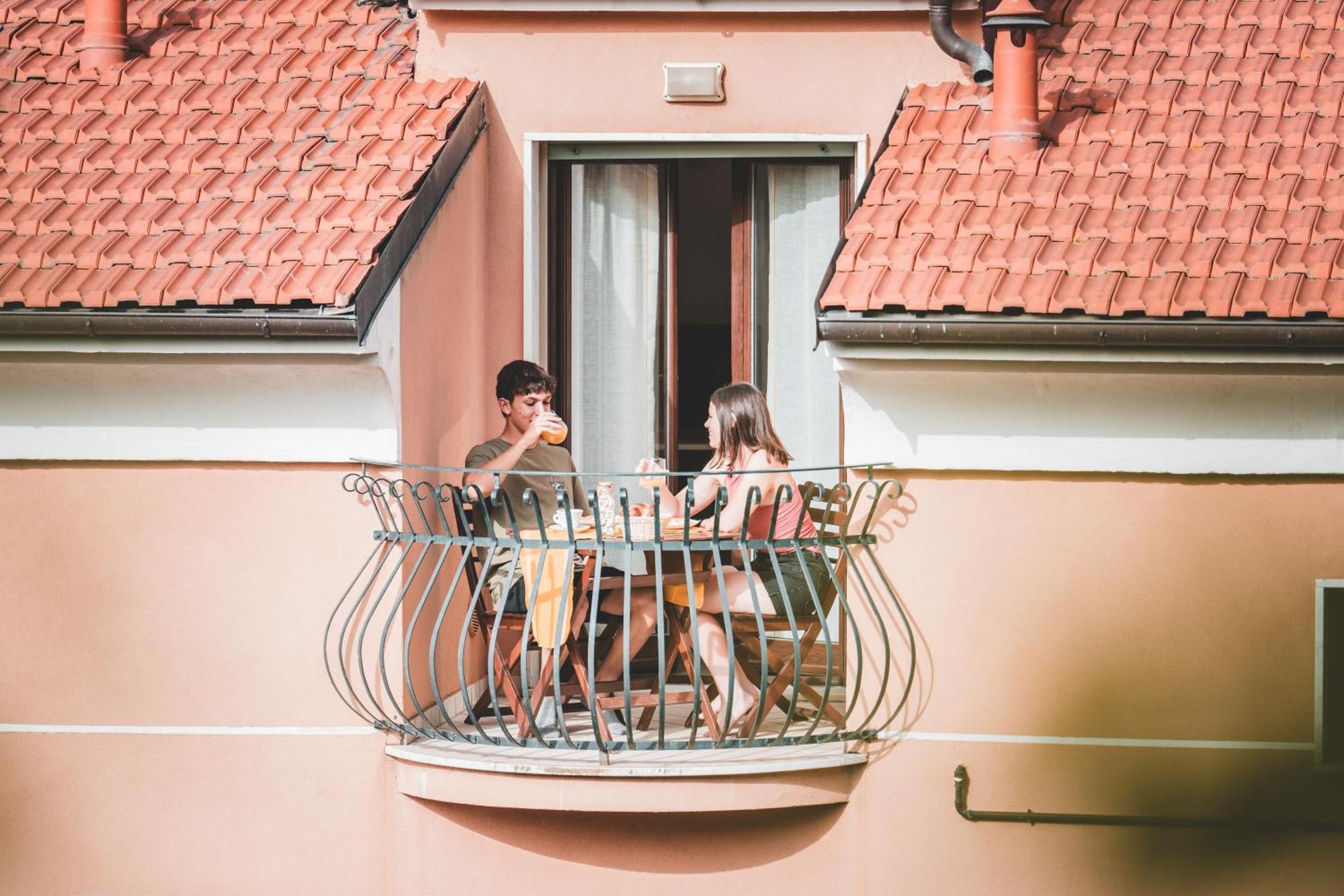 Residence Holidays Pietra Ligure Eksteriør bilde